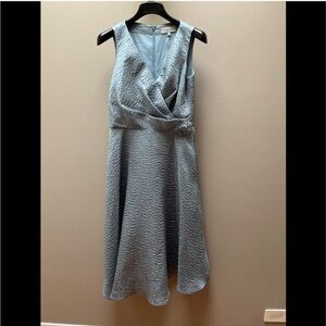 Sleeveless V-neck Jacquard Teri Jon Dress - Size:8